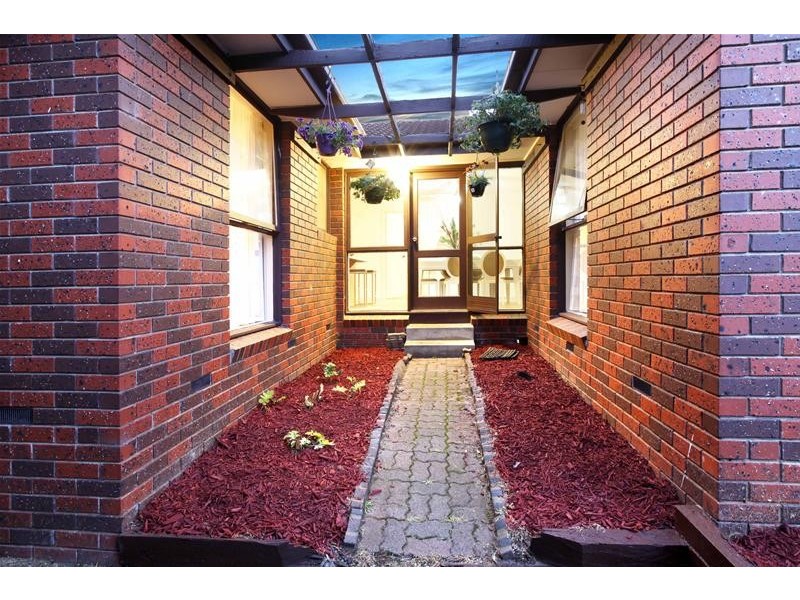 42 Blackman Avenue, Mill Park VIC 3082