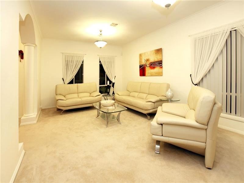 19 Zelkova Terrace, Bundoora VIC 3083