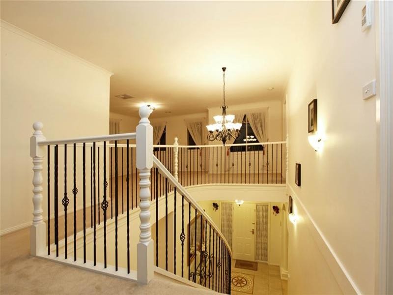 19 Zelkova Terrace, Bundoora VIC 3083