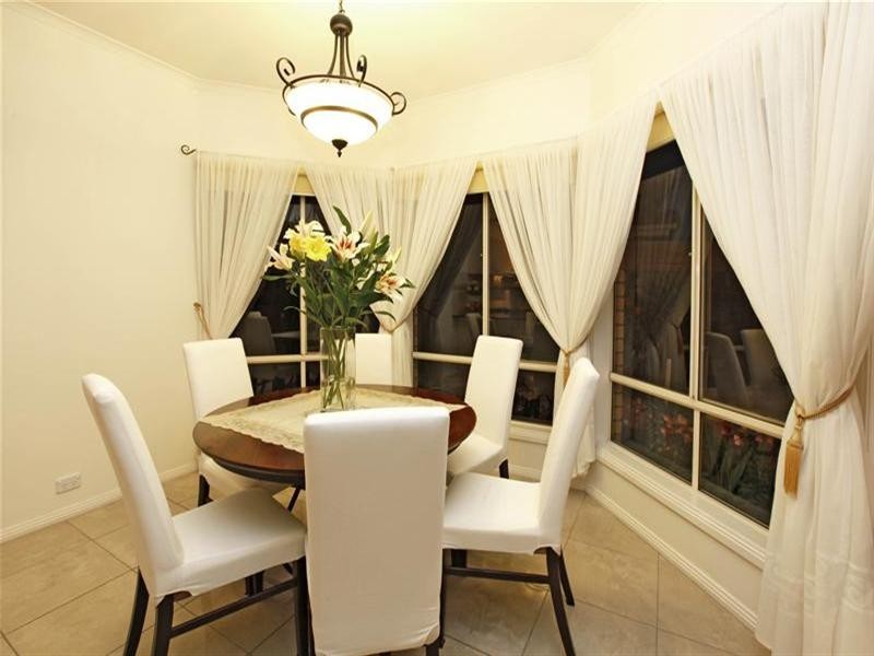 19 Zelkova Terrace, Bundoora VIC 3083