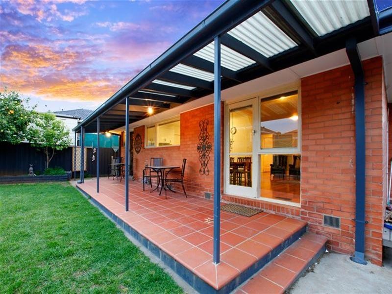 46 Green Avenue, Kingsbury VIC 3083