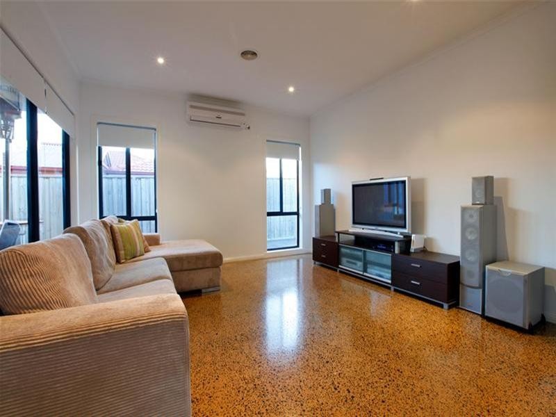 4 Scarlet Drive, Bundoora VIC 3083