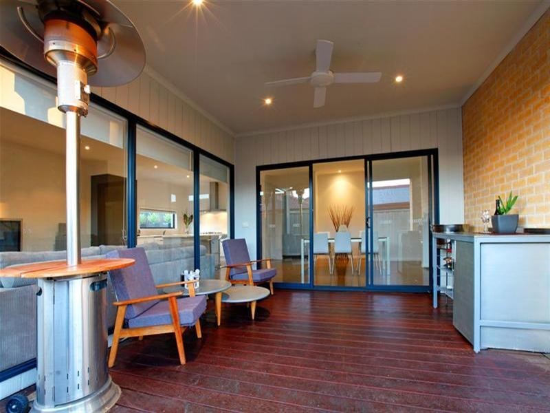 4 Scarlet Drive, Bundoora VIC 3083