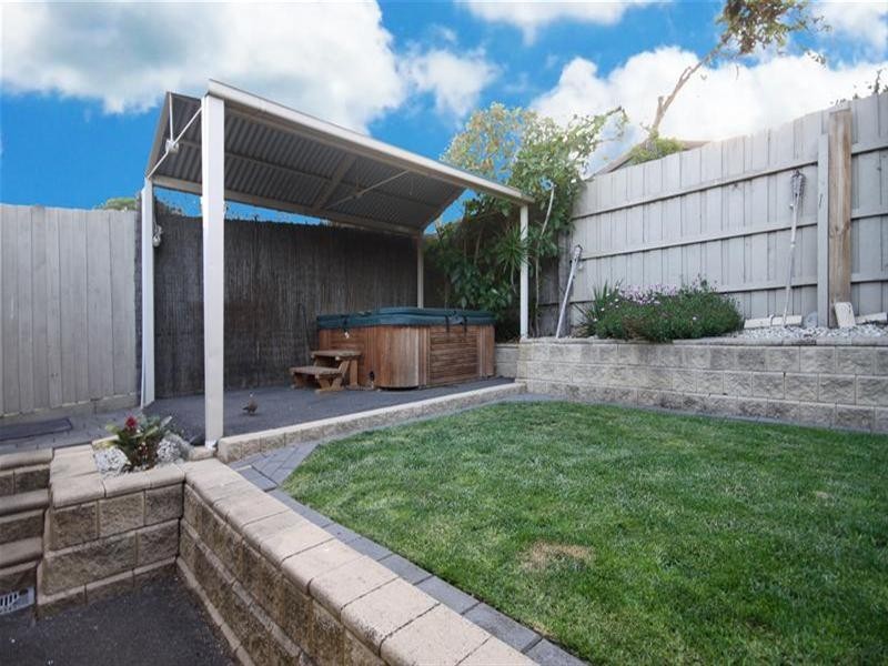 11 Gordon Street, Bundoora VIC 3083