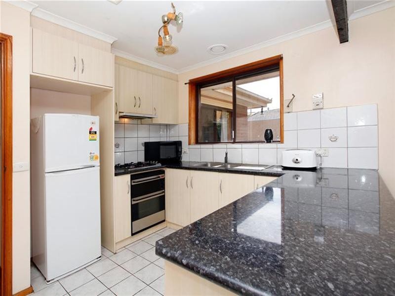 7 Cabernet Crescent, Bundoora VIC 3083