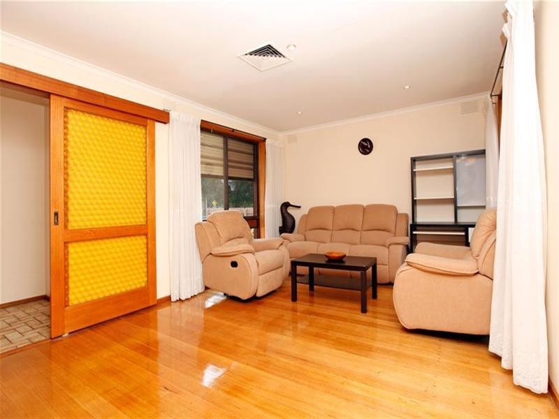 7 Cabernet Crescent, Bundoora VIC 3083