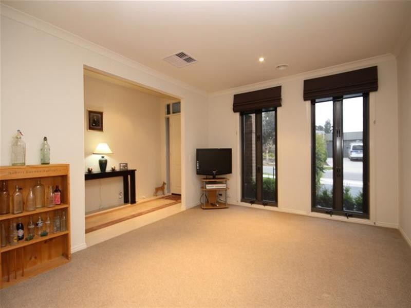 3 Keys Street, Doreen VIC 3754