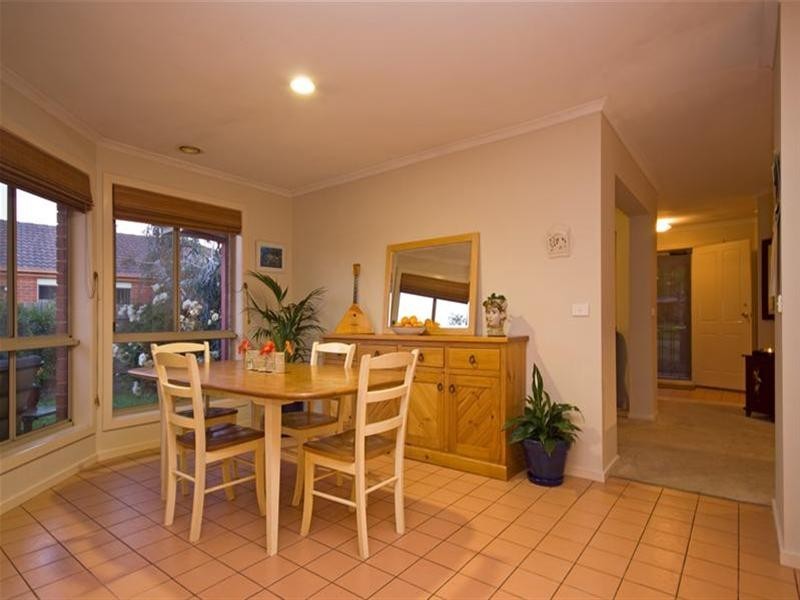 42 Josef Avenue, Bundoora VIC 3083