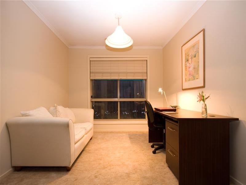 42 Josef Avenue, Bundoora VIC 3083