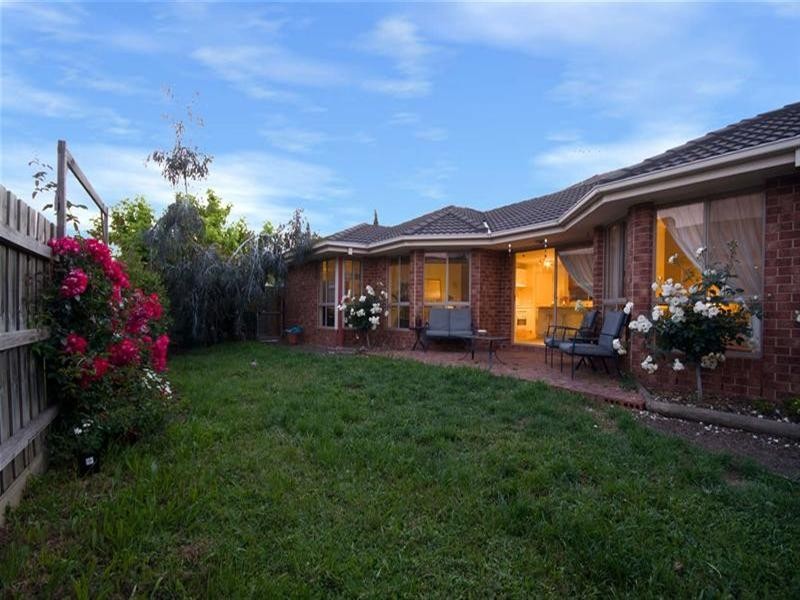 42 Josef Avenue, Bundoora VIC 3083