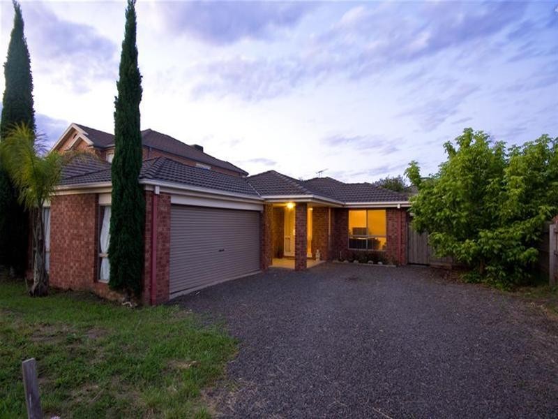 42 Josef Avenue, Bundoora VIC 3083
