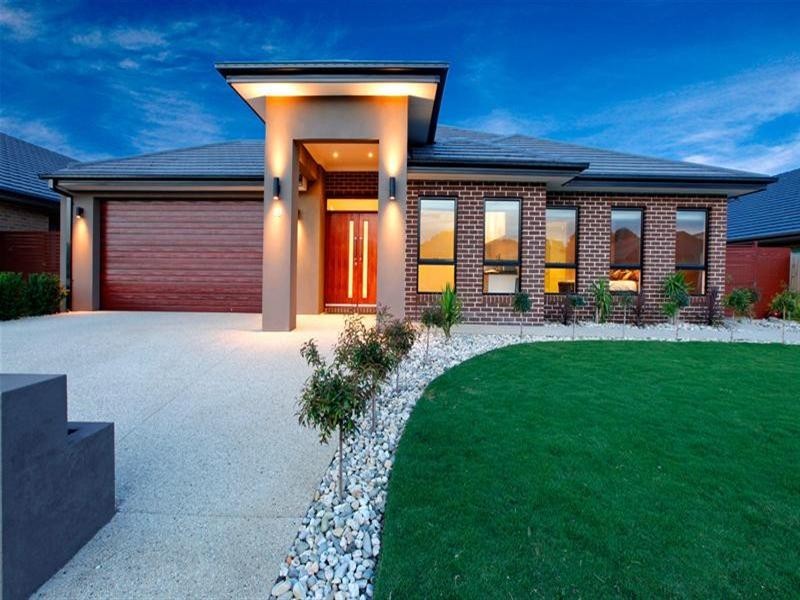 19 Saintly Drive, South Morang VIC 3752