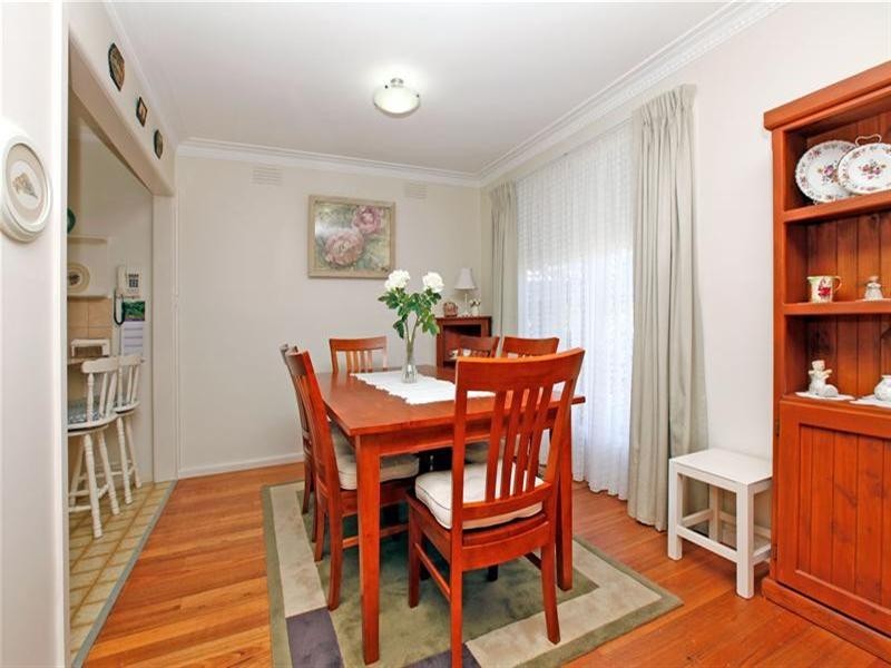 27 Darren Avenue, Bundoora VIC 3083