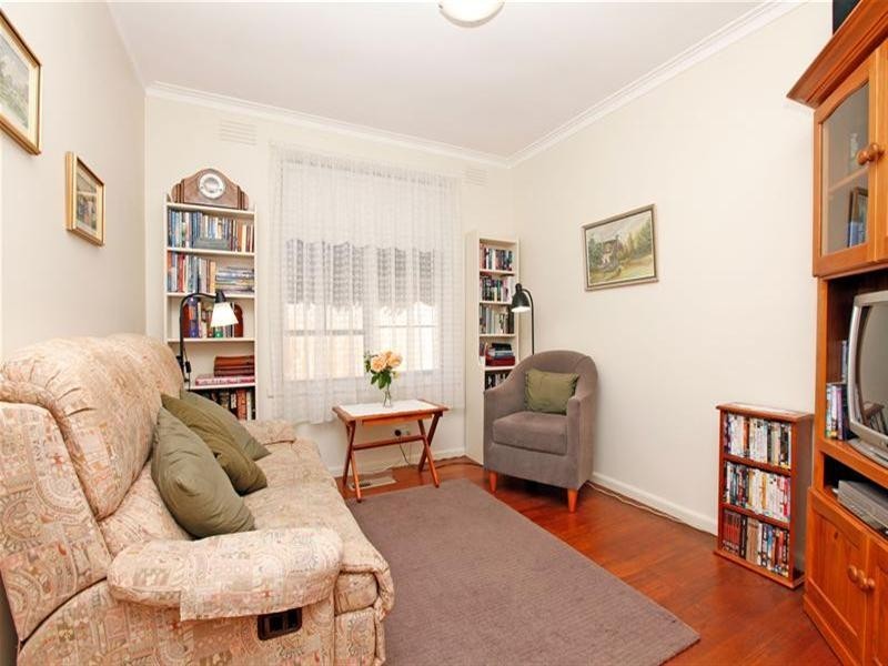 27 Darren Avenue, Bundoora VIC 3083