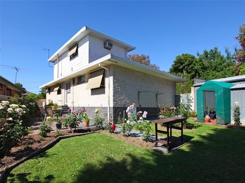 27 Darren Avenue, Bundoora VIC 3083