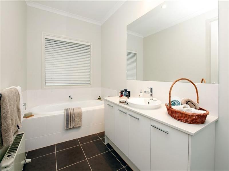 1 Magdalen Mews, Bundoora VIC 3083