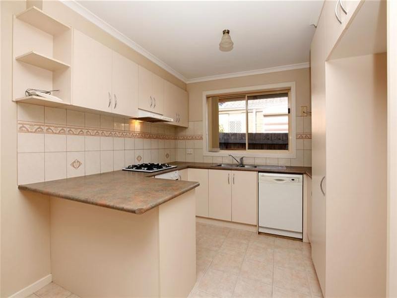 143 Dunne Street, Kingsbury VIC 3083