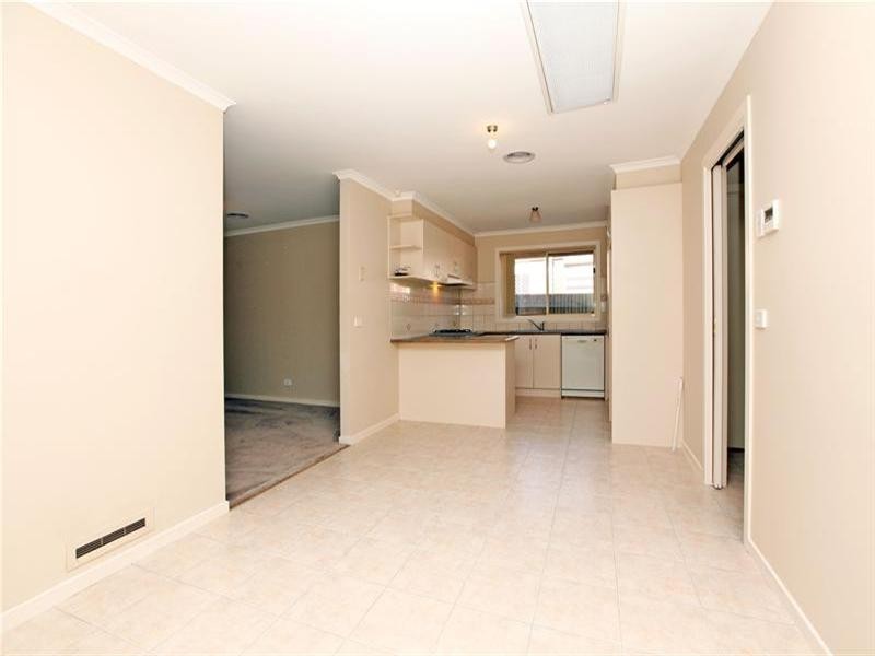 143 Dunne Street, Kingsbury VIC 3083