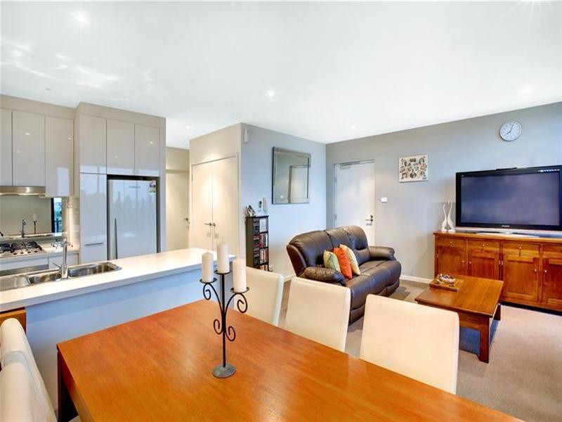 10/70 Janefield Drive, Bundoora VIC 3083