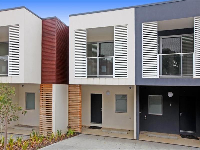 8 Waxflower Crescent, Bundoora VIC 3083