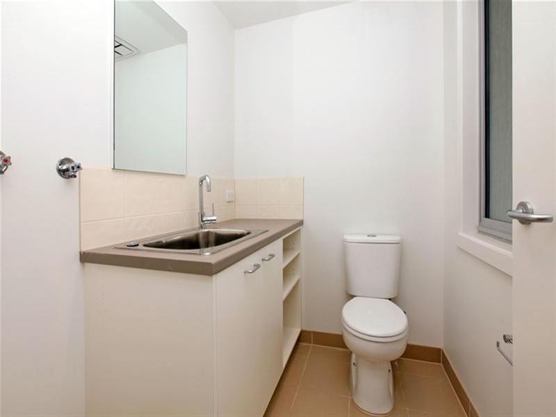 8 Waxflower Crescent, Bundoora VIC 3083