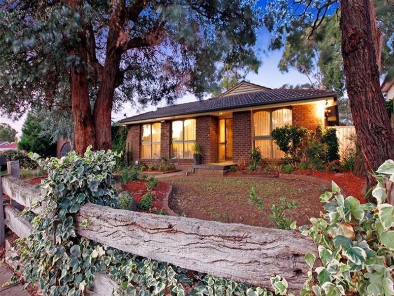 30 Chaucer Crescent, Bundoora VIC 3083