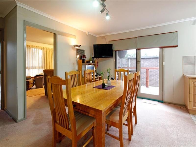 30 Chaucer Crescent, Bundoora VIC 3083