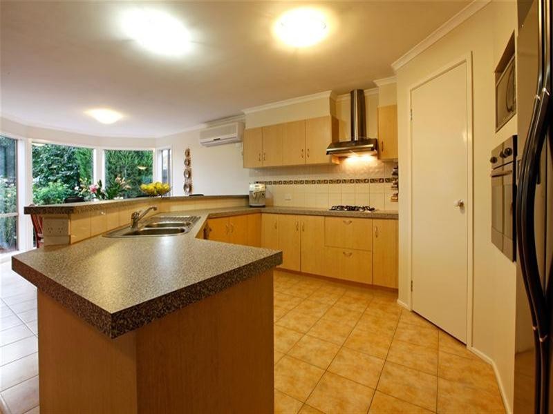 115 Edmund Rice Parade, Watsonia North VIC 3087