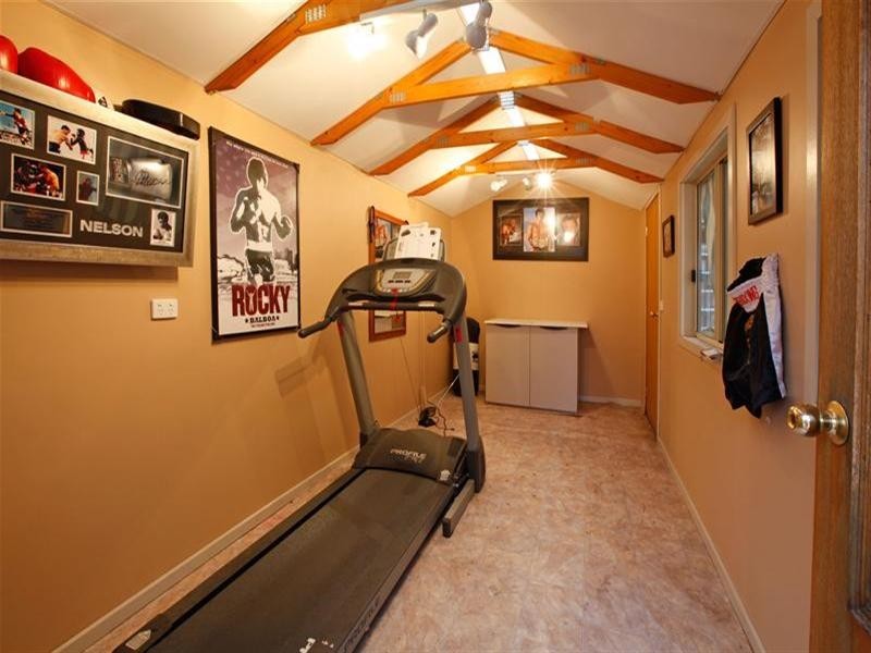 283 McKimmies Road, Bundoora VIC 3083