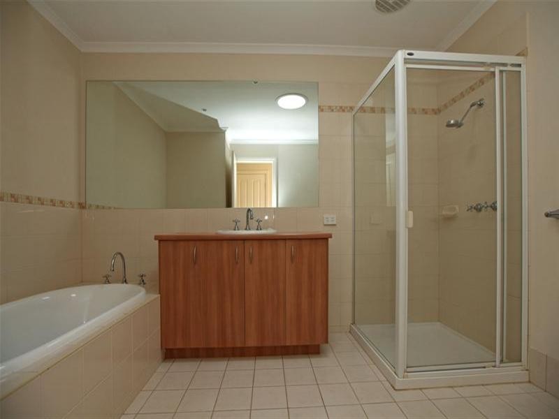 40 Lemon Gum Parade, Bundoora VIC 3083