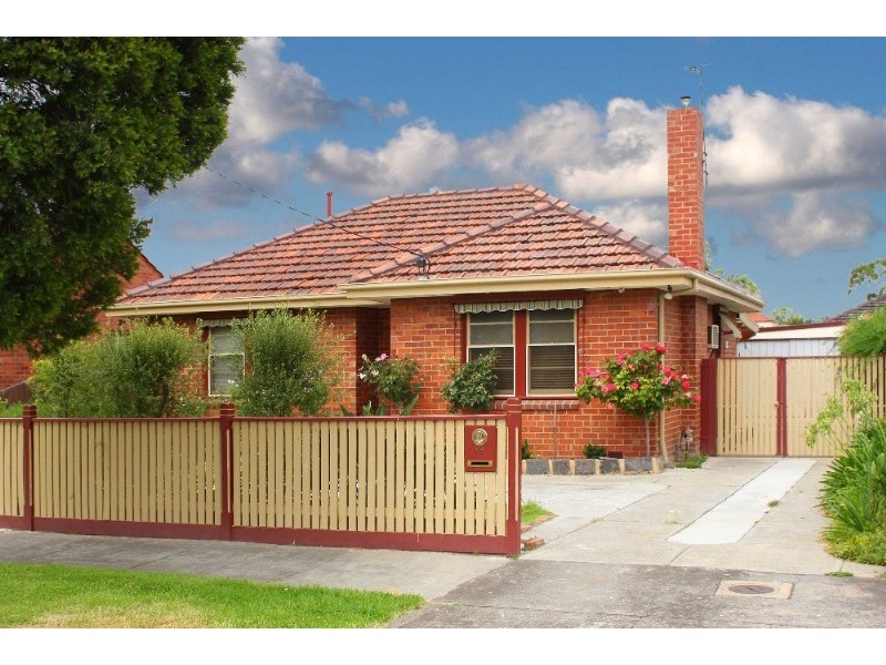 19 Taylor Avenue, Reservoir VIC 3073