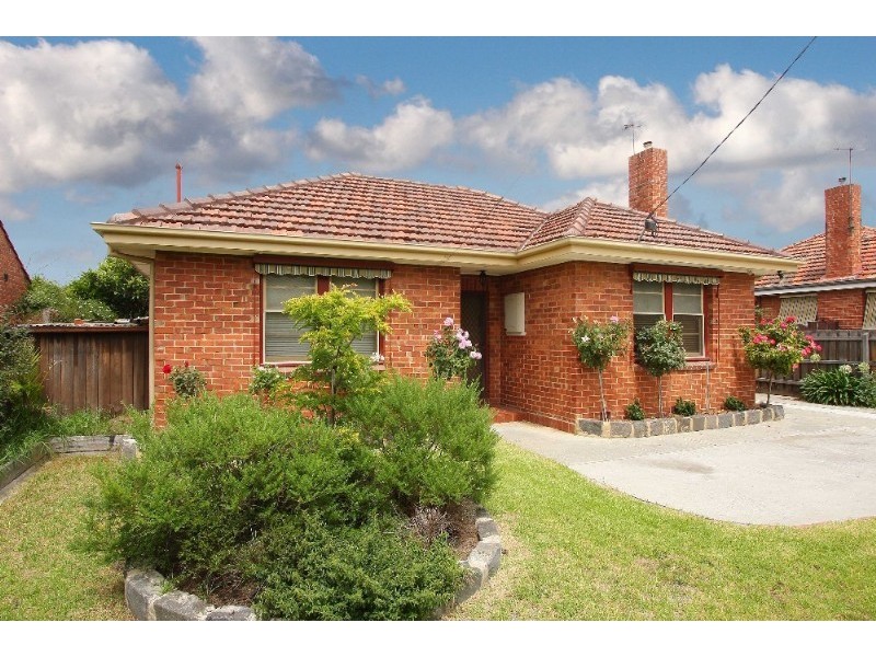 19 Taylor Avenue, Reservoir VIC 3073
