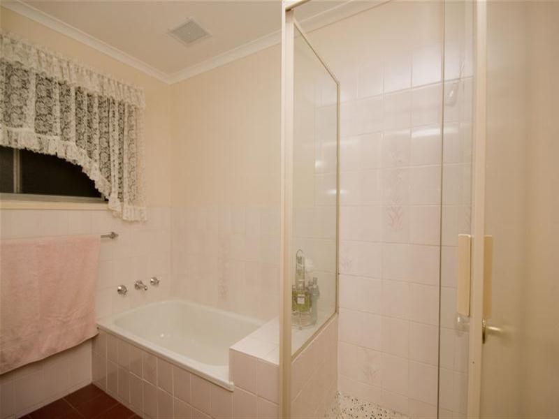 39 Greenwood Drive, Bundoora VIC 3083