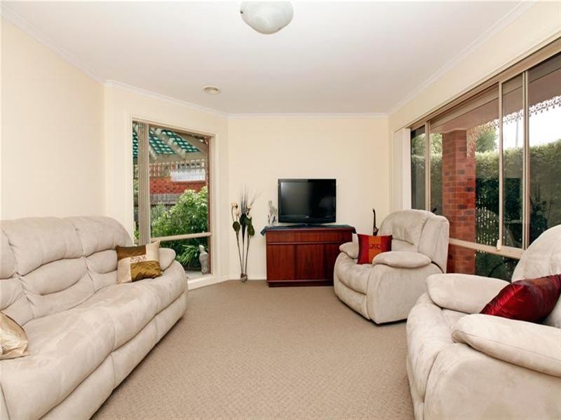 1 Jolly Terrace, South Morang VIC 3752