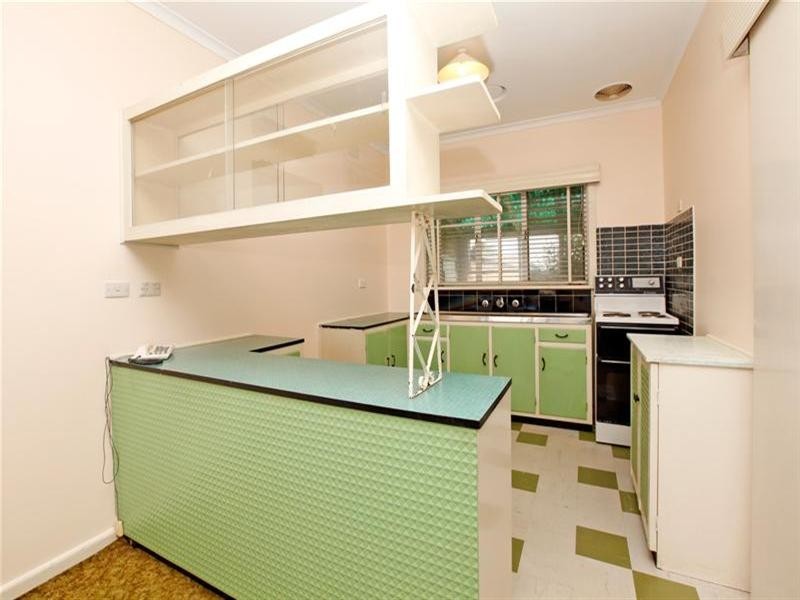 112 Dunne Street, Kingsbury VIC 3083