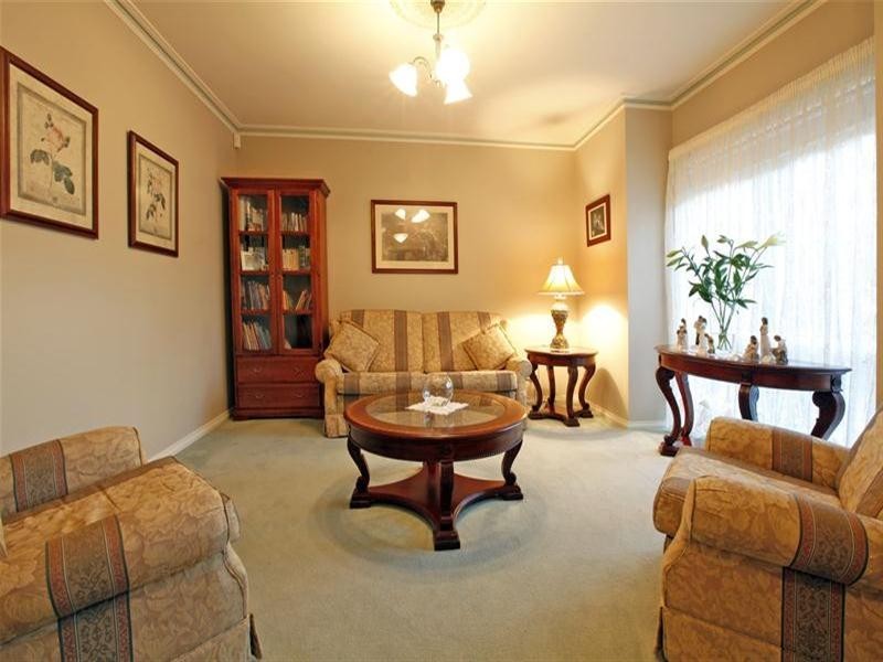 33 Grange Boulevard, Bundoora VIC 3083