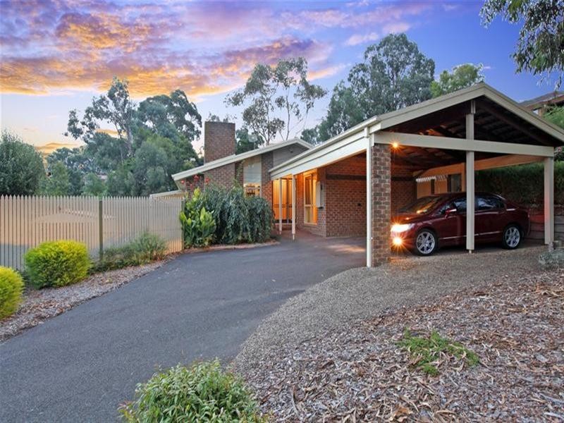 7 Leane Drive, Eltham VIC 3095