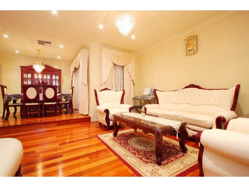 59 Telopea Crescent, Mill Park VIC 3082