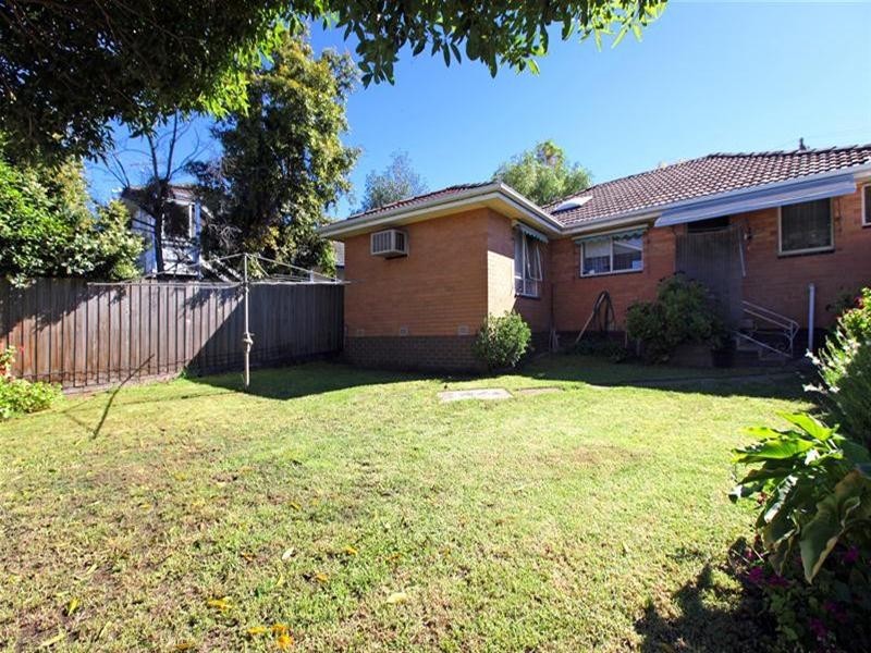 3 Golf Avenue, Kingsbury VIC 3083