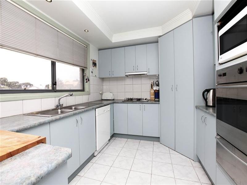 6 Bottlebrush Drive, Mill Park VIC 3082