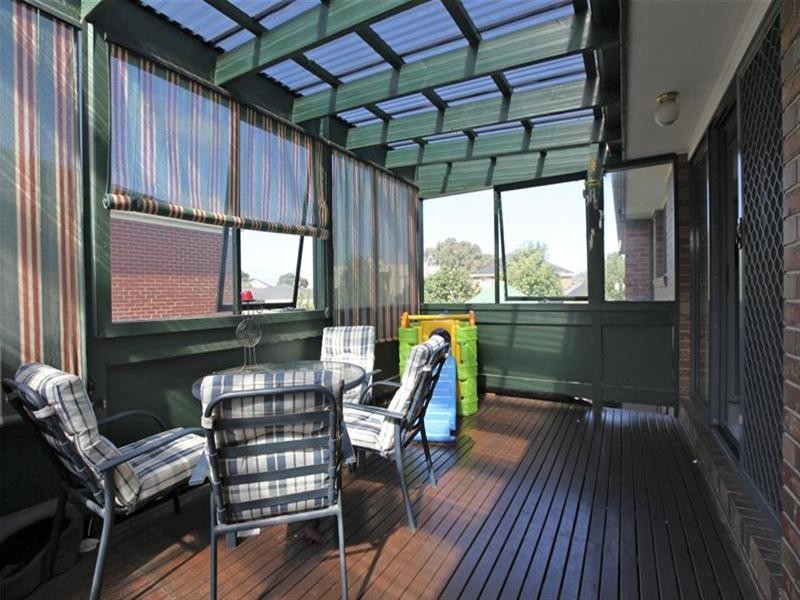 6 Bottlebrush Drive, Mill Park VIC 3082