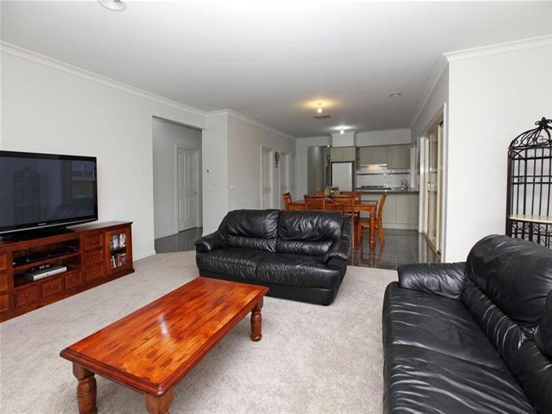 15 Gumleaf Avenue, Mernda VIC 3754