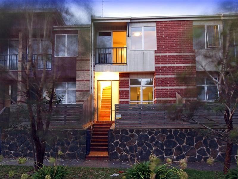 12/70 Grange Boulevard, Bundoora VIC 3083