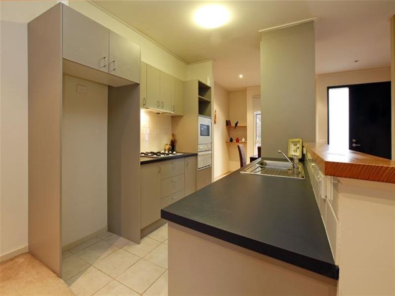 12/70 Grange Boulevard, Bundoora VIC 3083