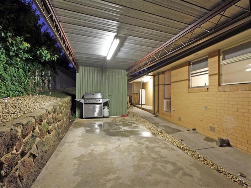 6 Fahey Crescent, Yallambie VIC 3085