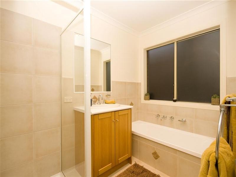 35 University Drive, Mill Park VIC 3082