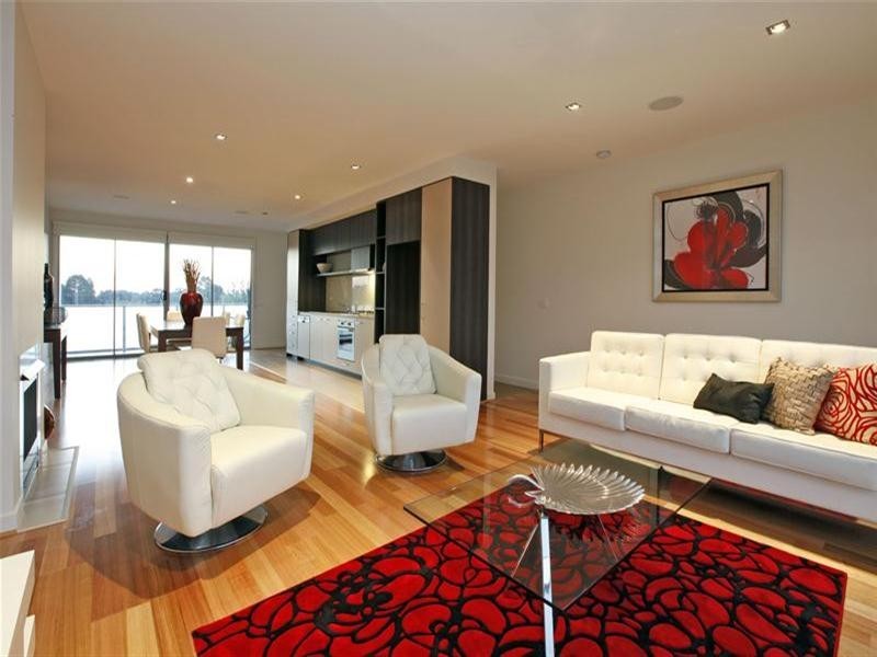 36 Chancellor Avenue, Bundoora VIC 3083