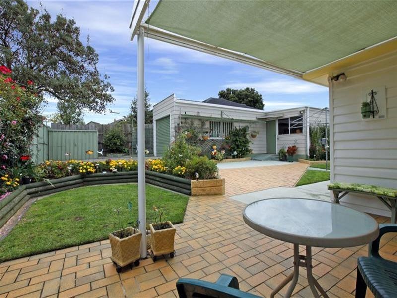 8 Ladd Street, Watsonia VIC 3087