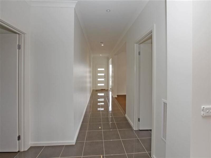 29 Lillian Street, Doreen VIC 3754