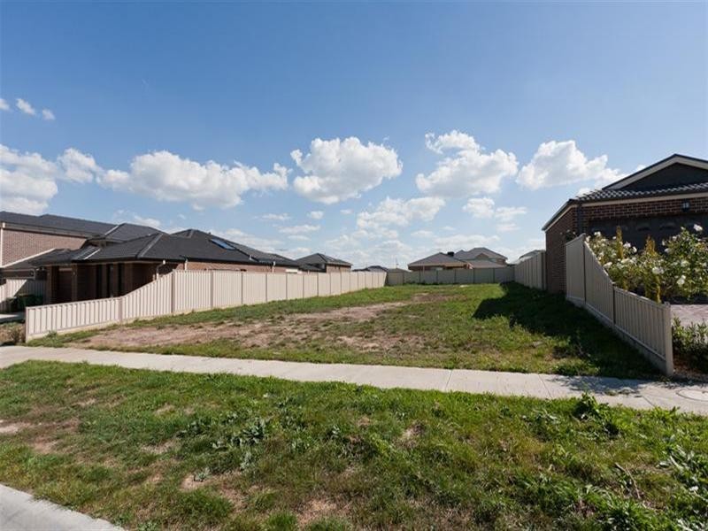 12 Carroll Close, Bundoora VIC 3083